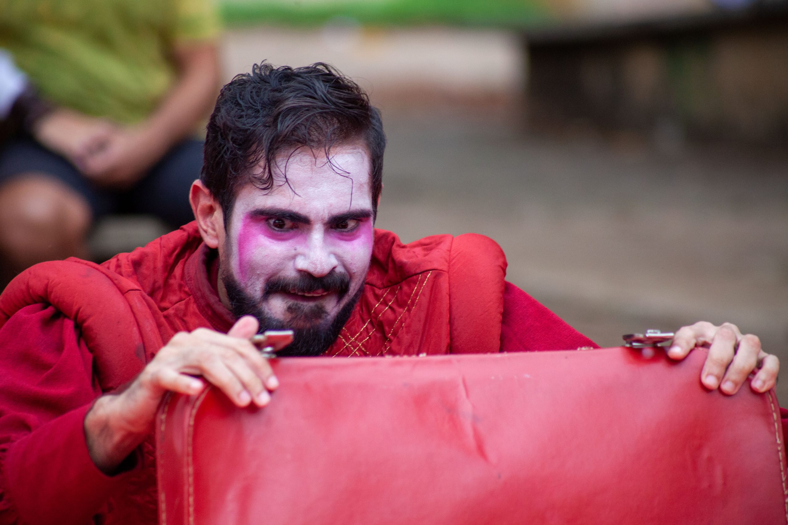 O espetáculo “Hamlet na Rua” percorre Anápolis, Caldas Novas e Pirenópolis